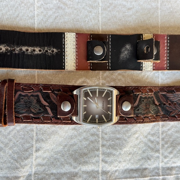 Fossil Brown Leather Men's Watch with Silver Accents - Picture 2 of 2